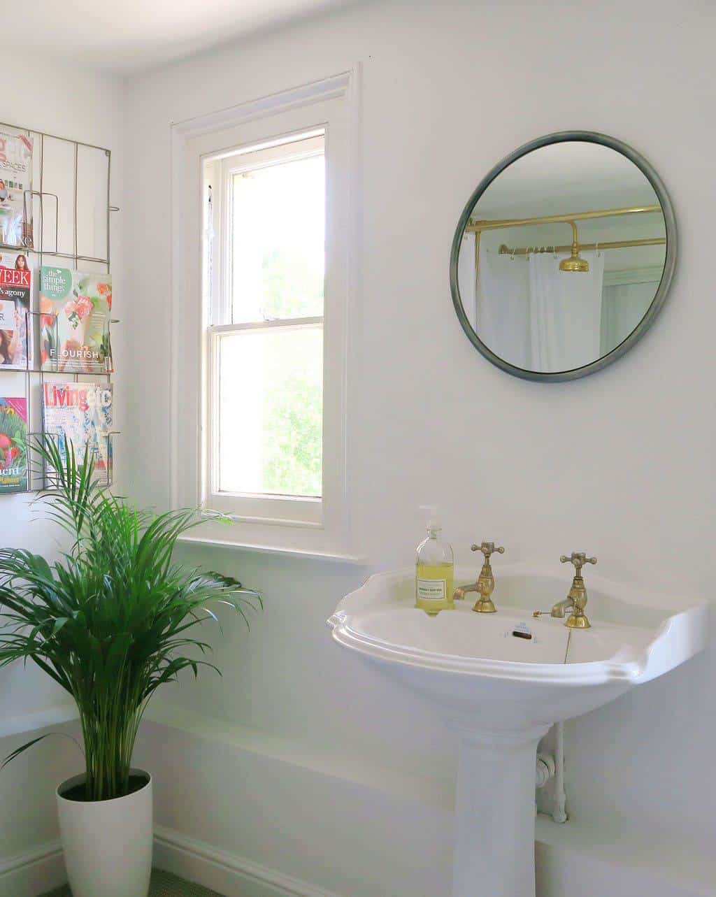 simple bathroom makeover — 5 easy tips — by The Listed Home