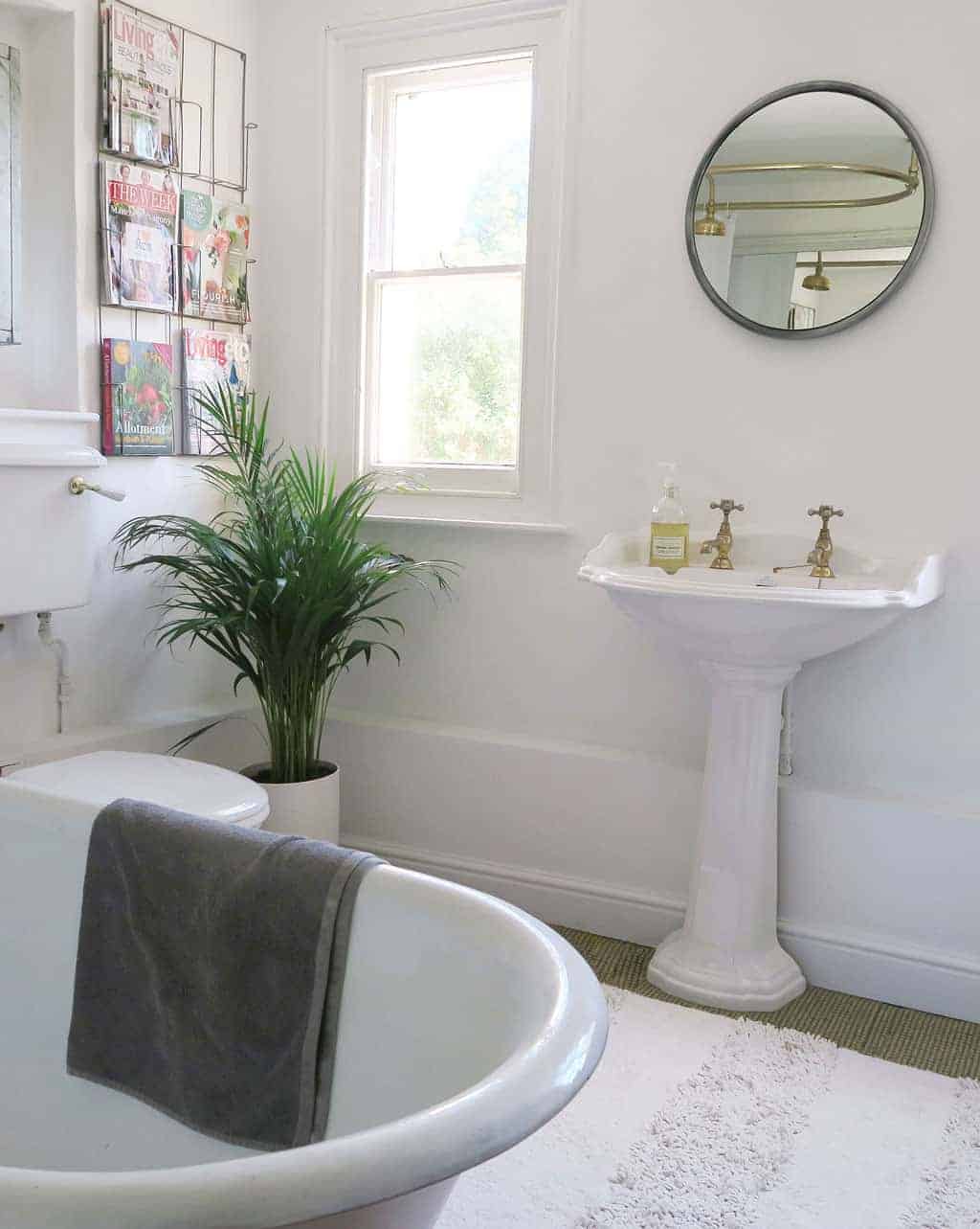 simple bathroom makeover — 5 easy tips — by The Listed Home