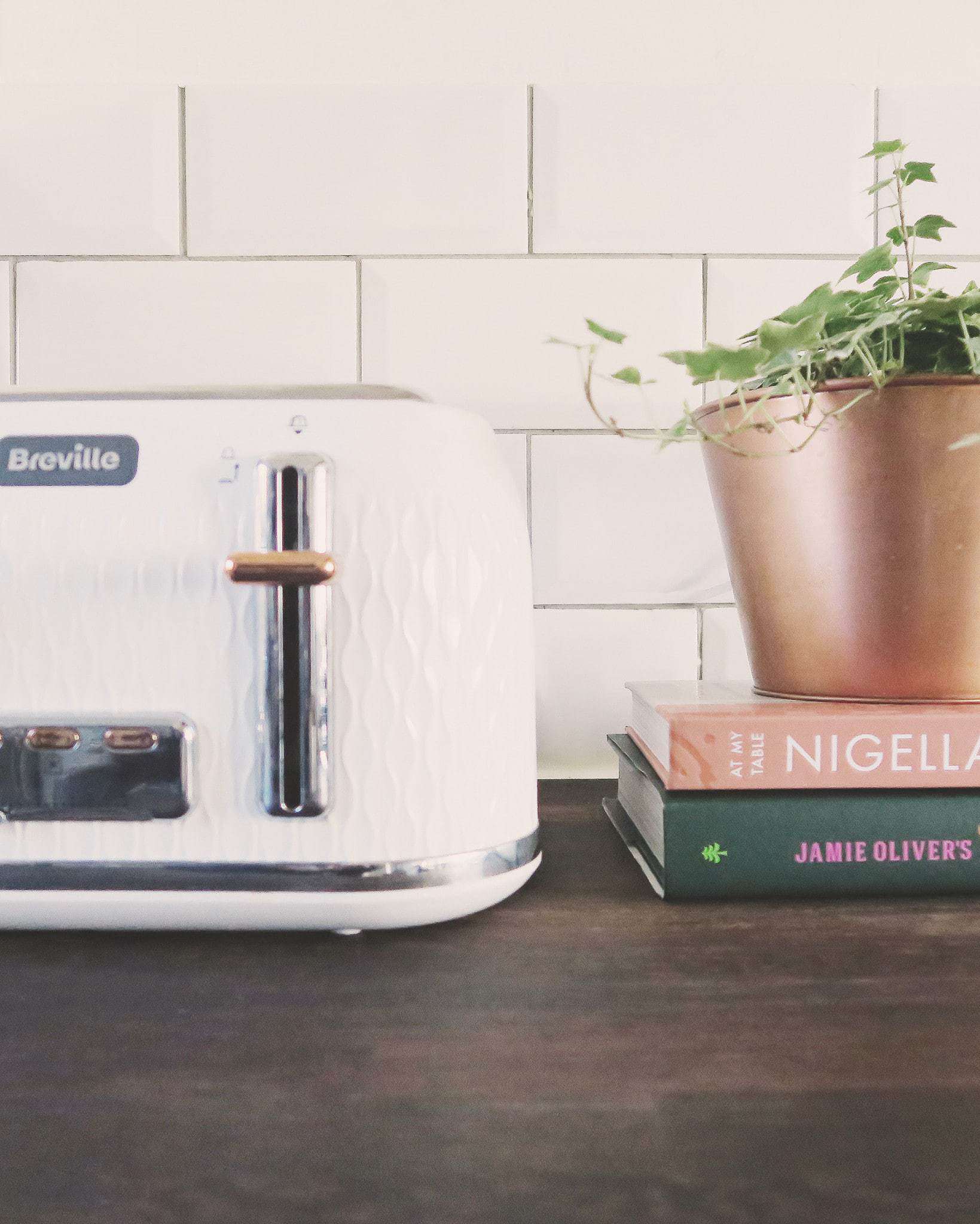 https://thelistedhome.co.uk/wp-content/uploads/2018/01/introducing-the-breville-curve-toaster-and-kettle-cookbooks-scaled.jpg