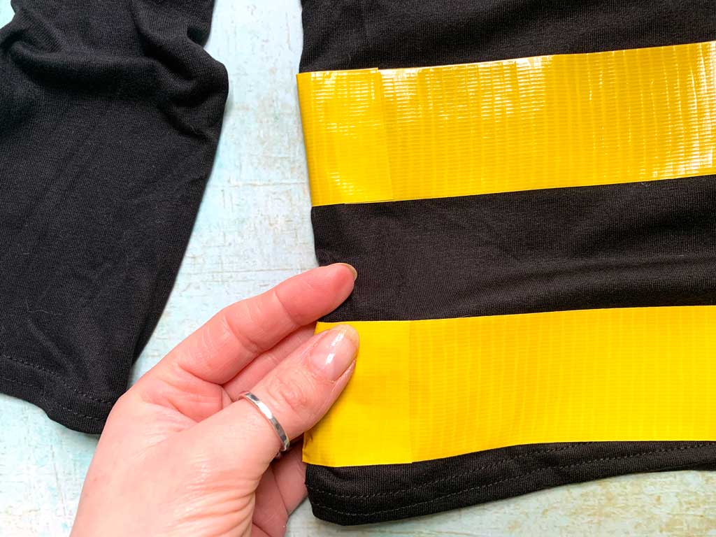 Ever wanted to know how to Make a Bee Costume for Halloween? This bumble bee fancy dress tutorial is super easy
